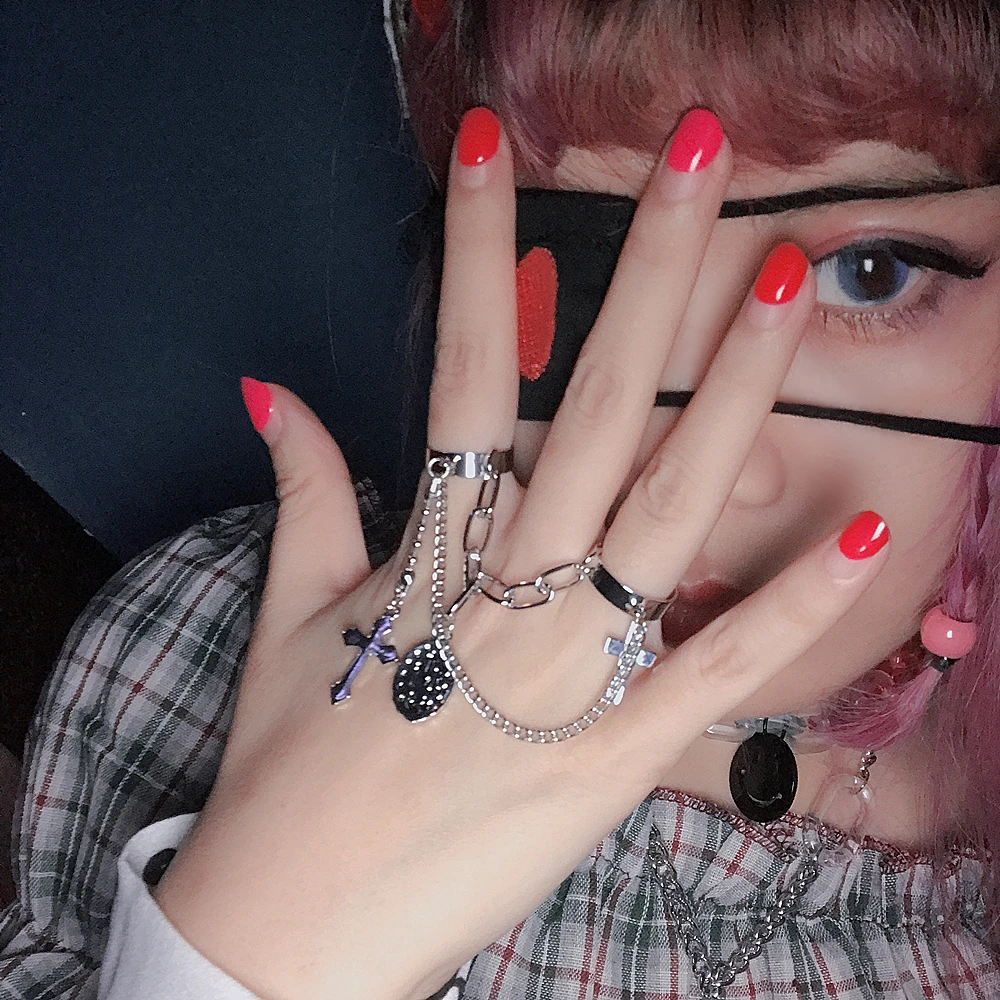 

Punk Cool Hip Pop Multi-layer Adjustable Chain Four Fingers Open Alloy Women Rotate Rings for Women Party Gift