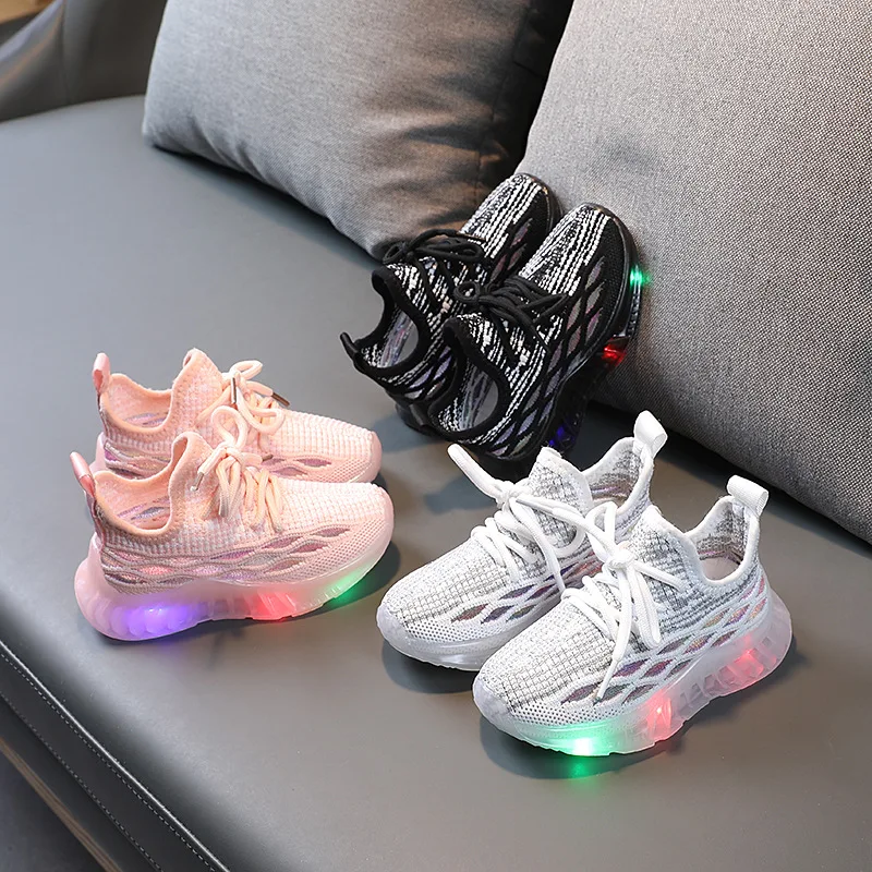 

2021 Spring Autumn New Children's LED Lights Knitting Girls Running Shoes Boys Breathable Luminous Sports Toddler Boy Shoes