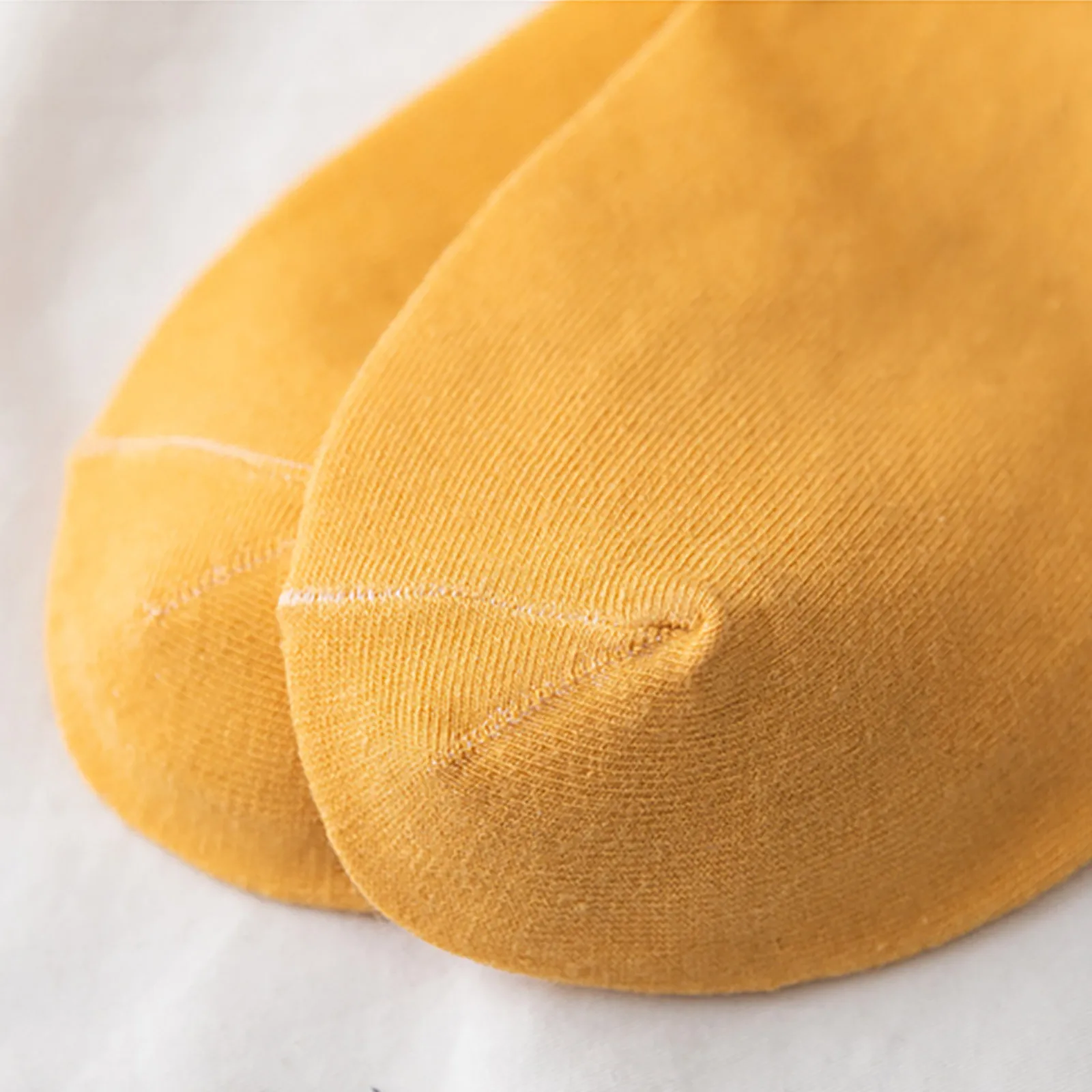 

Hot Sale Sweet Women Shortcylinder Cartoons Embroidery Towel Bottom Breathable Socks Lnvisible Ship Socks cute socks women