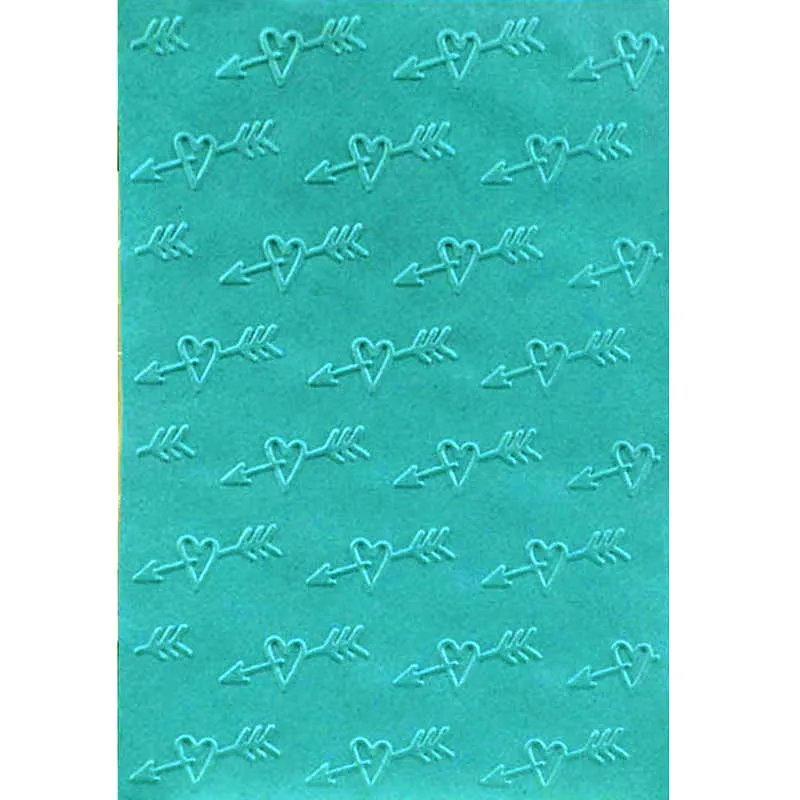 Пластиковая папка для тиснения с сердечками в стрелке изготовления карт