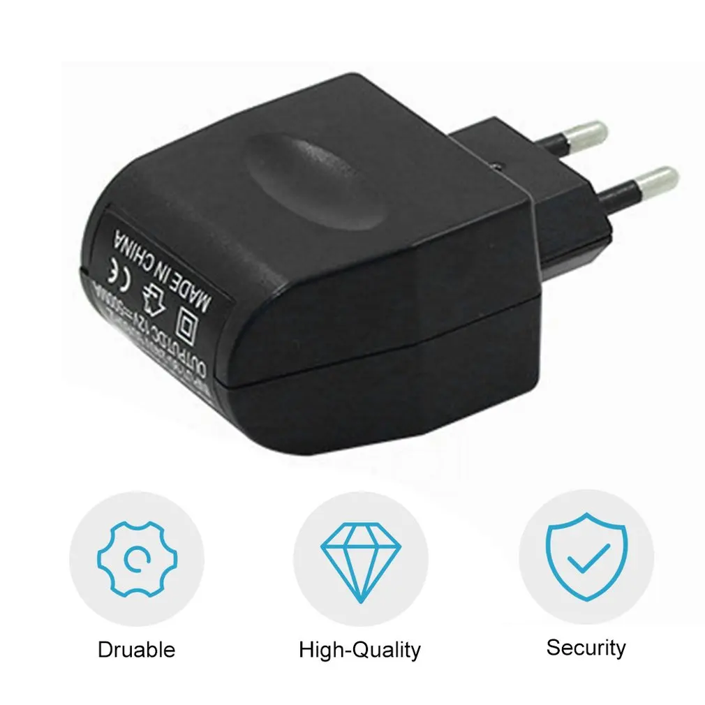 Автомобильный преобразователь питания 220 В переменного тока в 12 постоянного