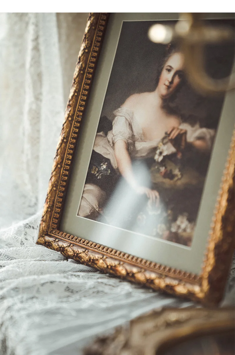 

LUXURY GOLD CARVED PHOTO FRAME TABLE WALL MOUNTED RESIN PHOTO FRAME FOR HOME LIVING ROOM TABLE SOFT DECOR ORNAMENTS ACCESSORIES