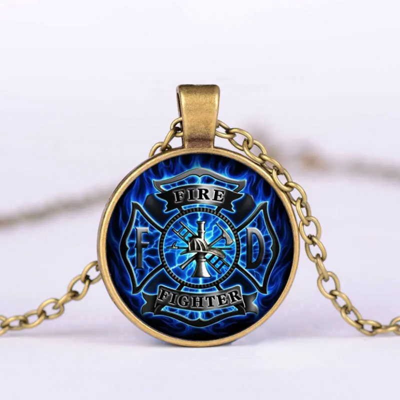 

Brass Pocket Watch Pendant Set with Accessories FIGHTER Quartz Clock Classic Numerals Dial Blue Necklace Gifts Set for Men Son