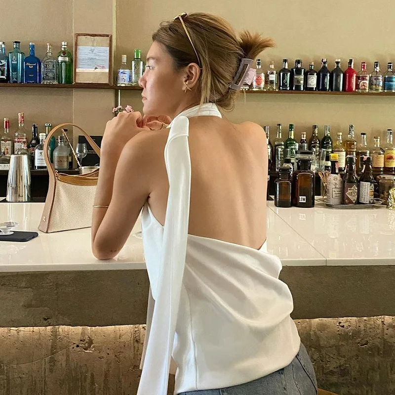 

SOINCRE 2021 Summer New Sleeveless Sexy Temperament Commuter Halter Chiffon Pure Color Fresh Lace Hollow Backless Slim Top Women