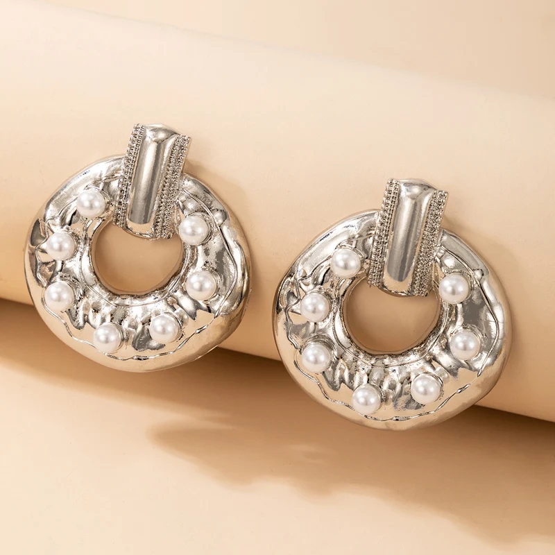 

Серьги-гвоздики женские с жемчугом, серебристого цвета, 17910