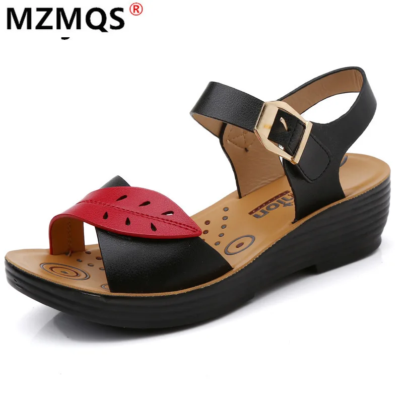 

Summer Women Flat Sandals 2021 New Leather Soft Bottom Buckle Sandals Fashion Comfortable Outdoor Wedges Open-toe Mother Sandals