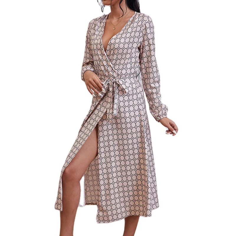 

The New 2020 Digital Print Dress for Women with Long Sleeves and Straps, The Long Dress for Women with Large Size Temperament