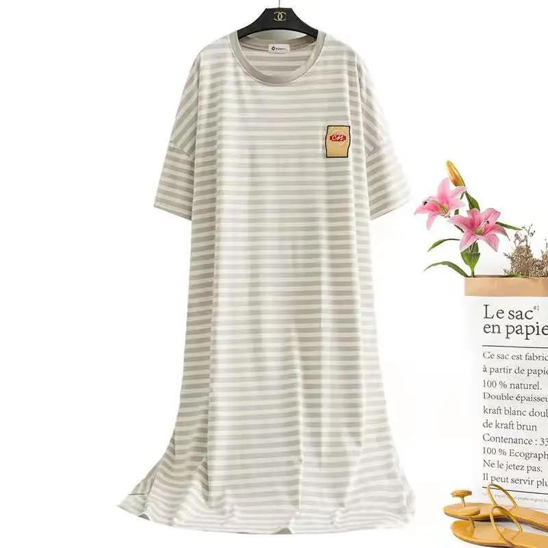 

The new cartoon cotton round collar loose big size striped nightgown Ms. Xia long dress outside leisure can wear comfortable paj