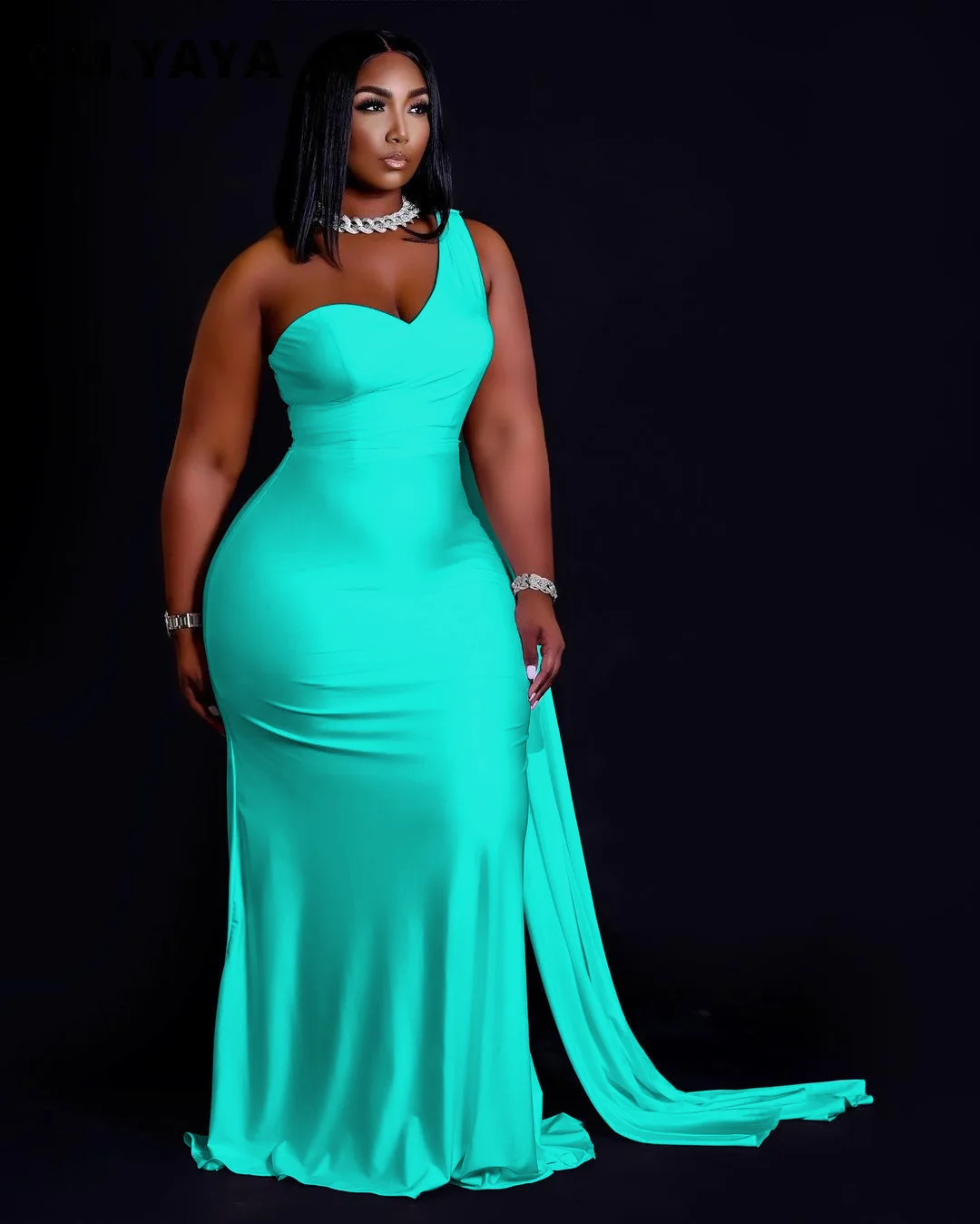 См. Несокрушимая Механическая женское длинное платье одноцветное с бретелькой