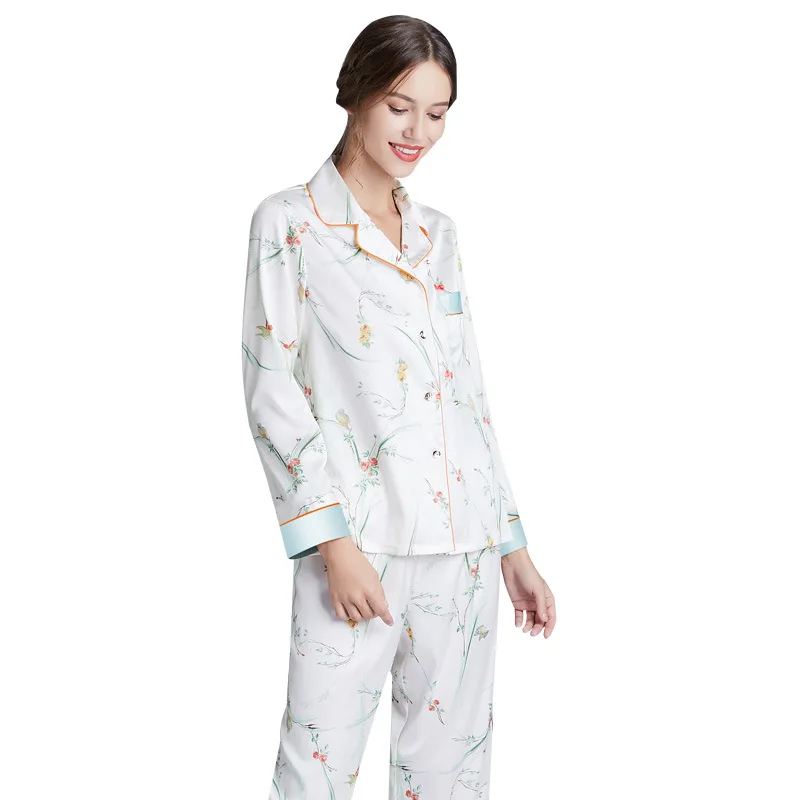 

New pajamas women's spring and autumn thin ice silk printed long sleeve leisure home suit