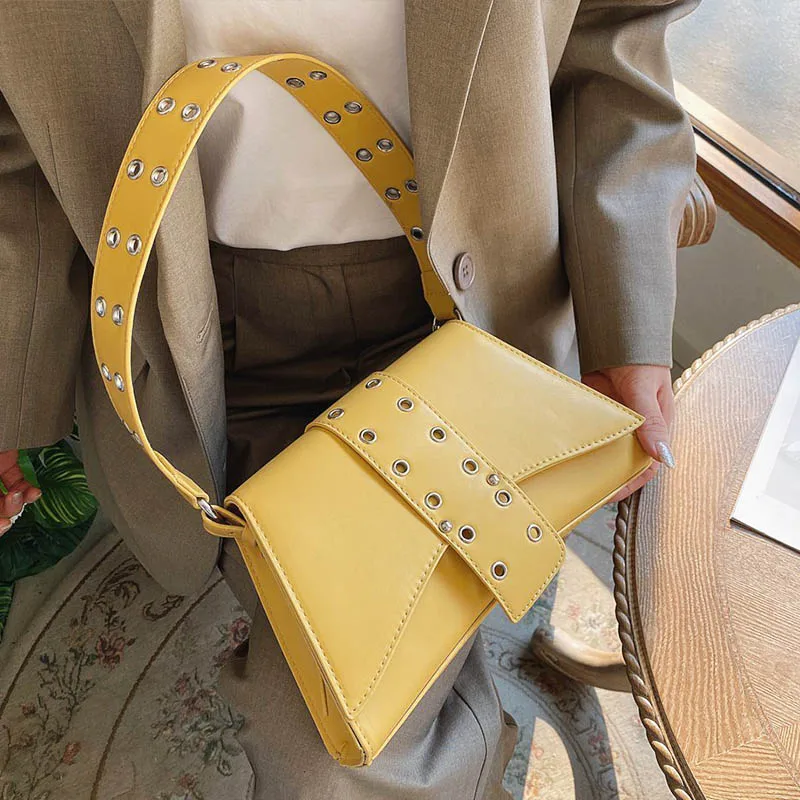 

Black Women Purse Leather Small Handbags For Women 2021 Butterfly Rivet Design Armpit Shoulder Bag Fashion Hobos Bag Retro Flap