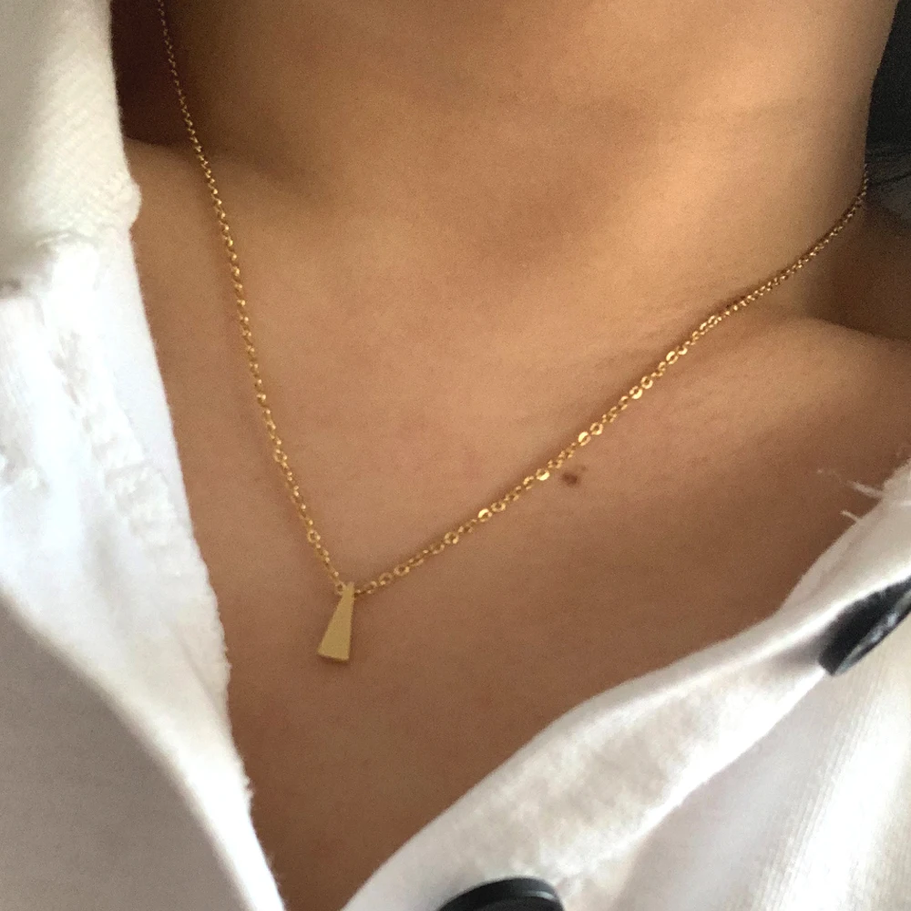 Простой нержавеющая сталь милый маленький треугольник кулон ожерелье для женщин
