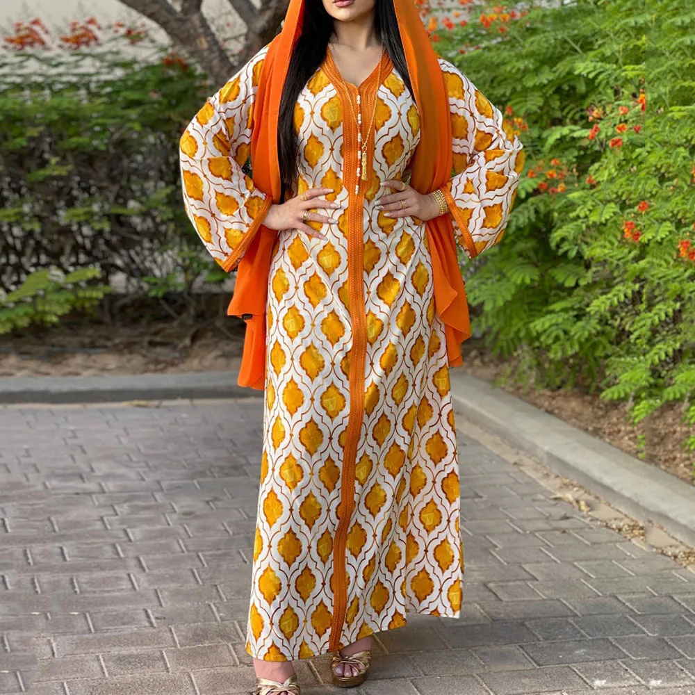 

Autumn Women's Dress Casual Fashion Ethnic Muslim Style Geometric Printing Long-sleeved V-neck Slim Straight And Nude Dresses