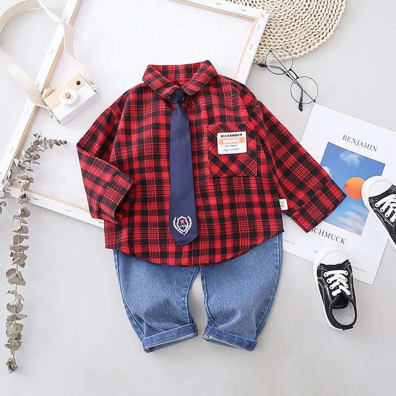 

Новый джентльменский комплект одежды для маленьких мальчиков, детская клетчатая футболка для девочек + джинсовые брюки для маленьких мальч...