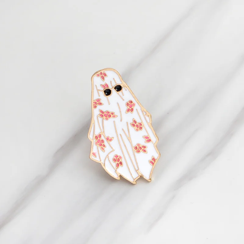 С рисунком персонажей из мультфильма на Хэллоуин эмали штырь призрак платье с