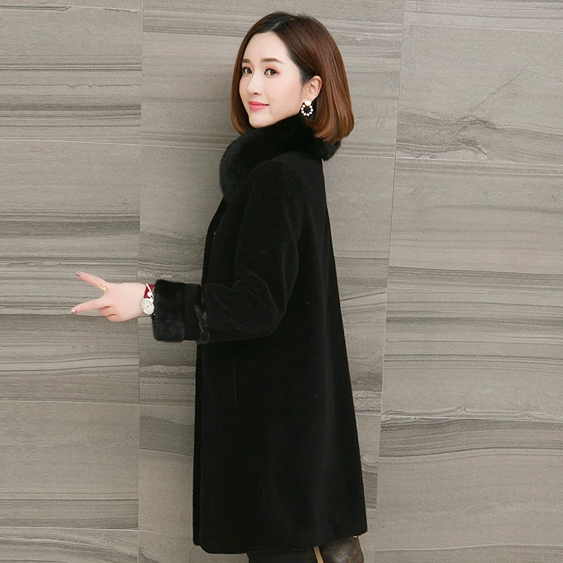 Женское зимнее пальто из натурального меха шерстяное овечьей шерсти с