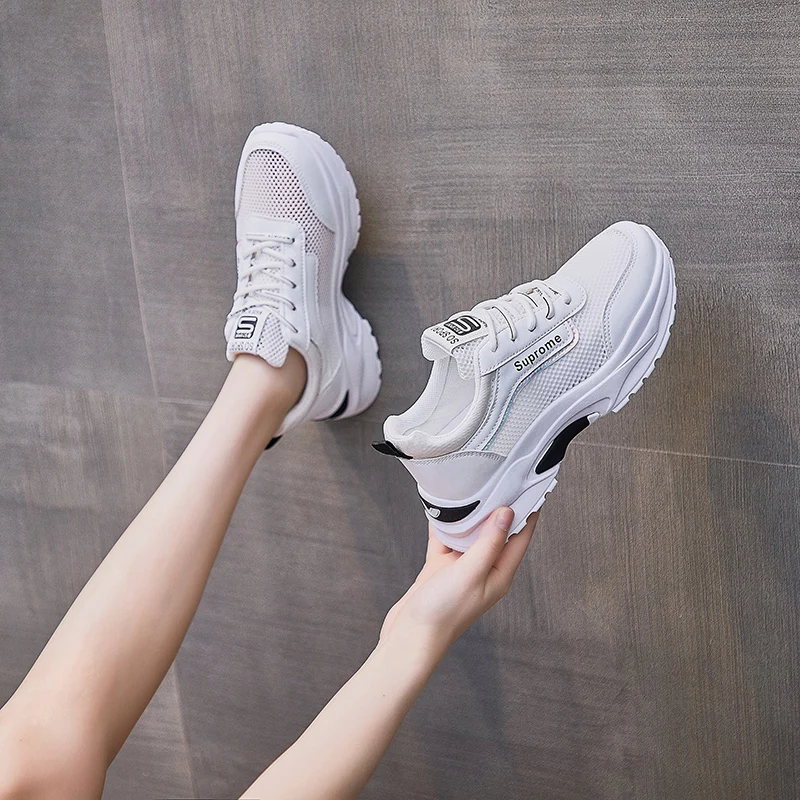 

Breathable dad women's shoes 2021 summer new student leisure mesh sports shoes fashion street pat small white shoes