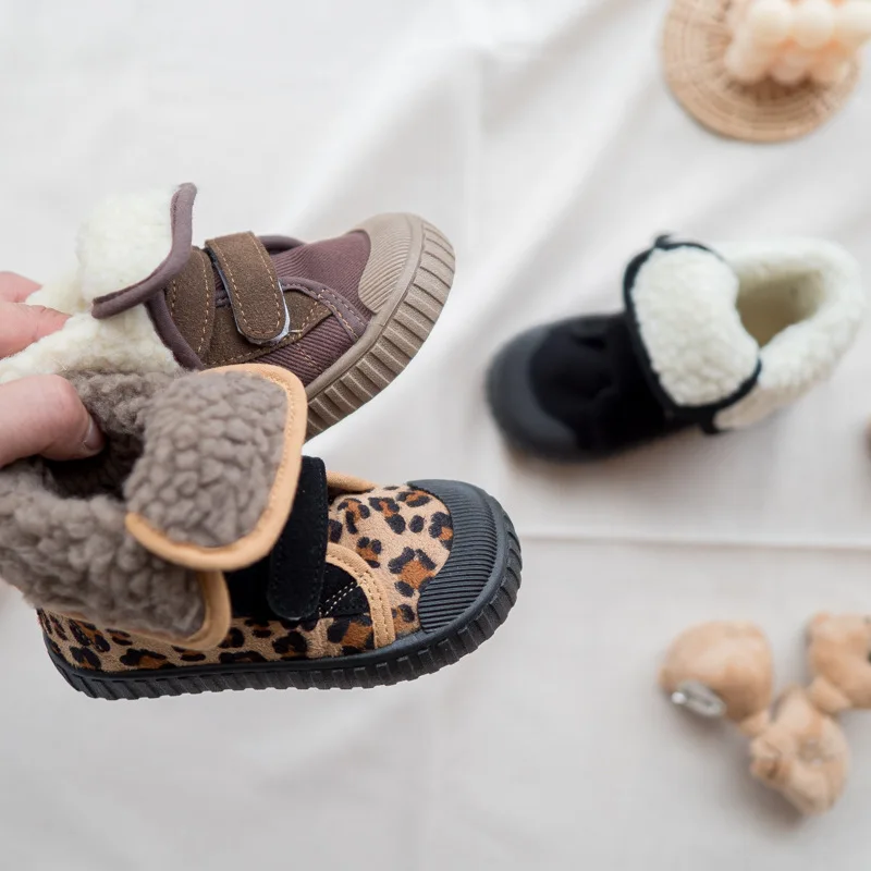 Зимние удобные мягкие детские ботинки для мальчиков модные высокие кроссовки с