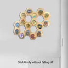 Держатель медали с Сотами, демонстрационная стойка для спортивных медалей, деревянная вешалка с шестигранным узором, креативное настенное украшение для чехла, Подарочные наклейки