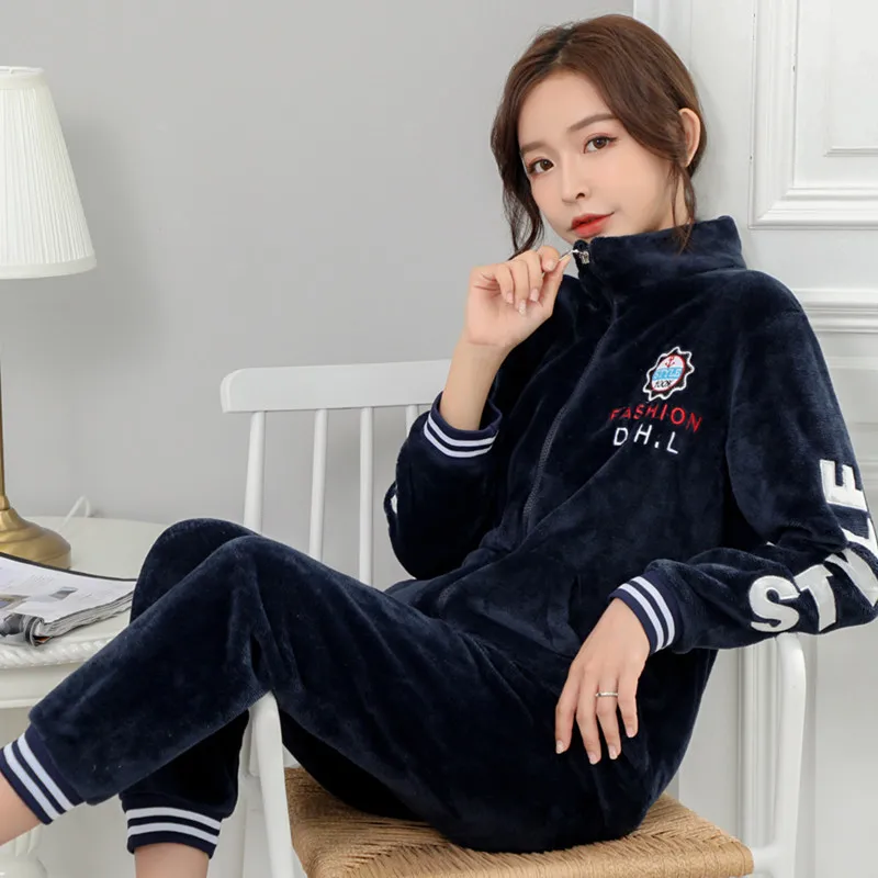 Зимняя женская Фланелевая пижама с отложным воротником 140 кг | Женская одежда