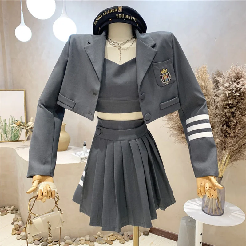 

Autumn Preppy Style Three Piece Set Women Crop Top Short Coat + Vest + Pleated Skirts Sets Fashion Casual Student 3 Piece Suits