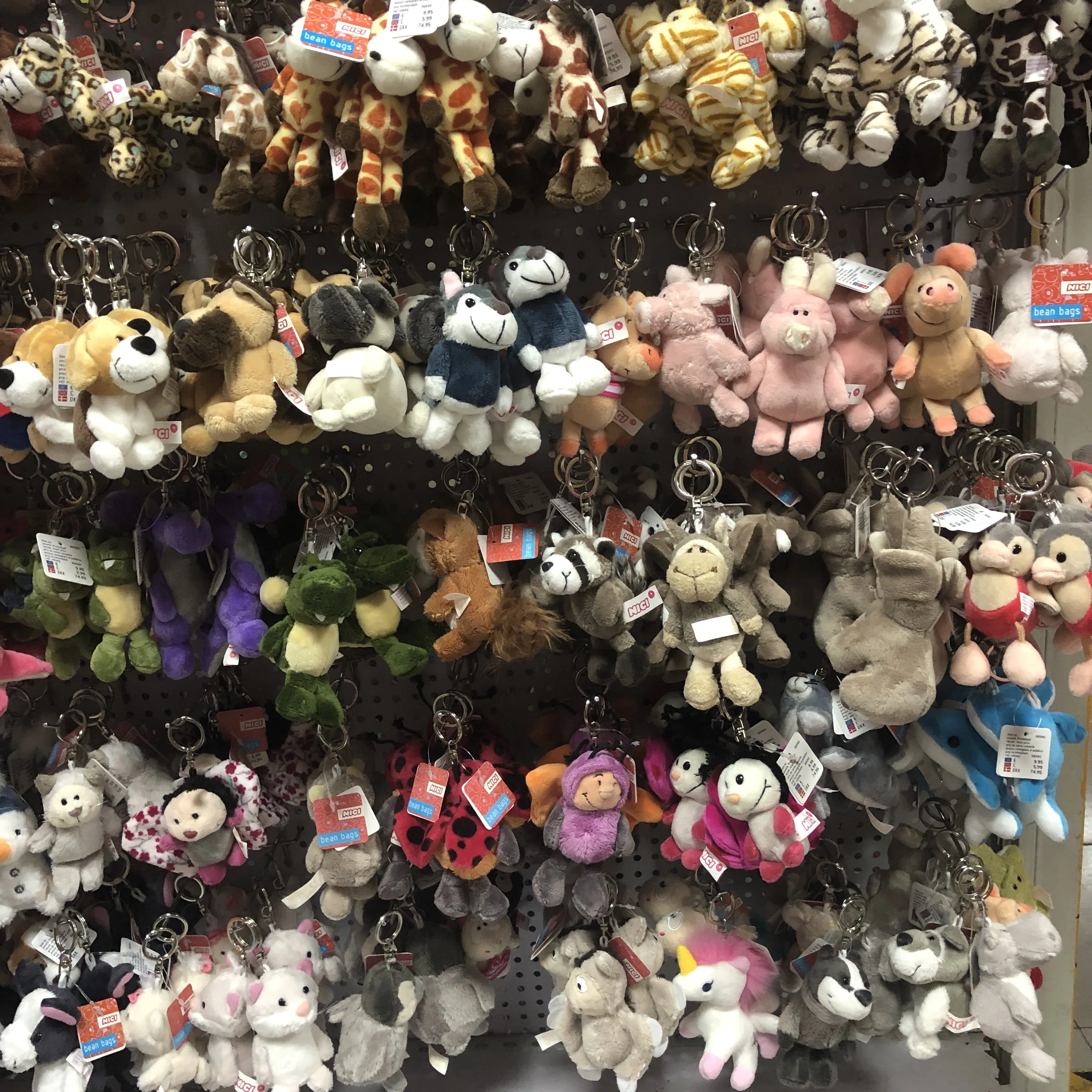 Брелок для ключей с енотом коалой слоном волком 10 см брелок автомобиля подвеска