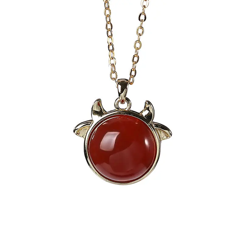 

S925 sterling silver Gold plating Southern red agate Pendant Retro National tide Cute cow Birth year Chinese zodiac cow Pendant