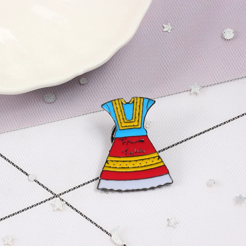 Черная одежда милая эмалированная брошь в форме платья принцессы аксессуары для