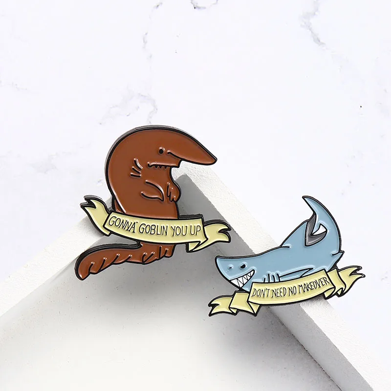 Кит Акула эмалированные булавки животное с забавным баннером нагрудные рубашка