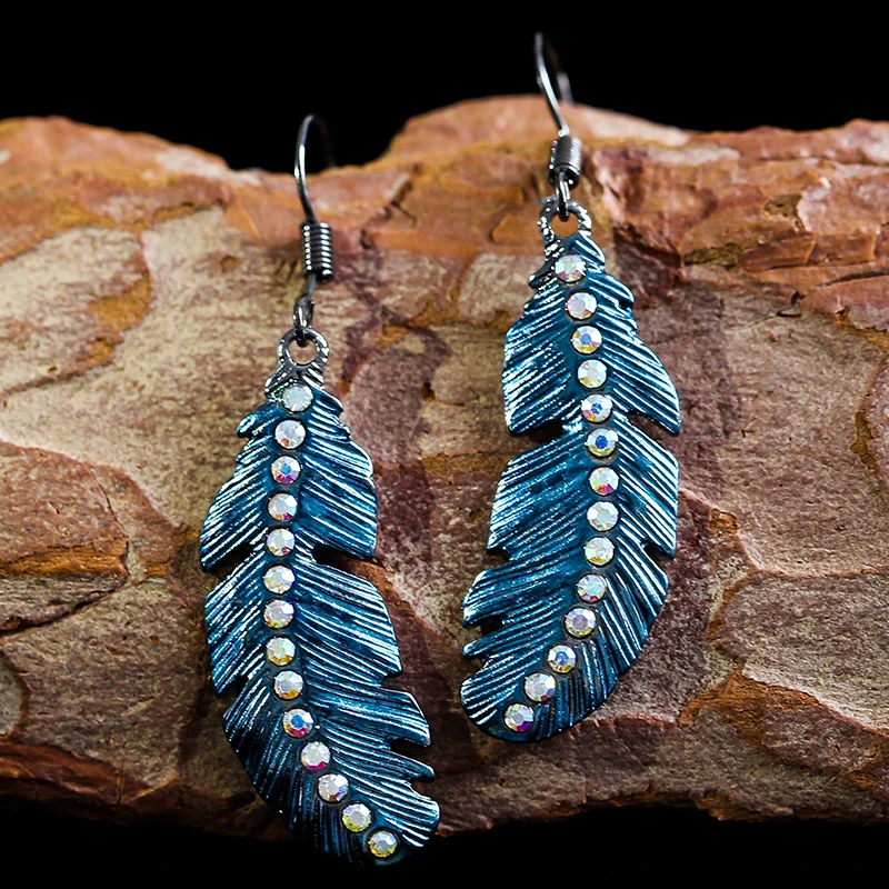 

Bohemian Handmade Metal Blue Feather Earrings Vintage Ethnic Rainbow Rhinestone Hook Dangle Pendientes Mujer Z3D394