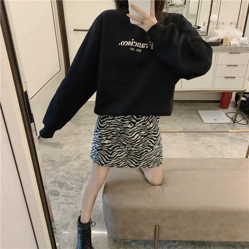 

YTX056 2021 new female spring letter printing simple fashion Sweatshirts