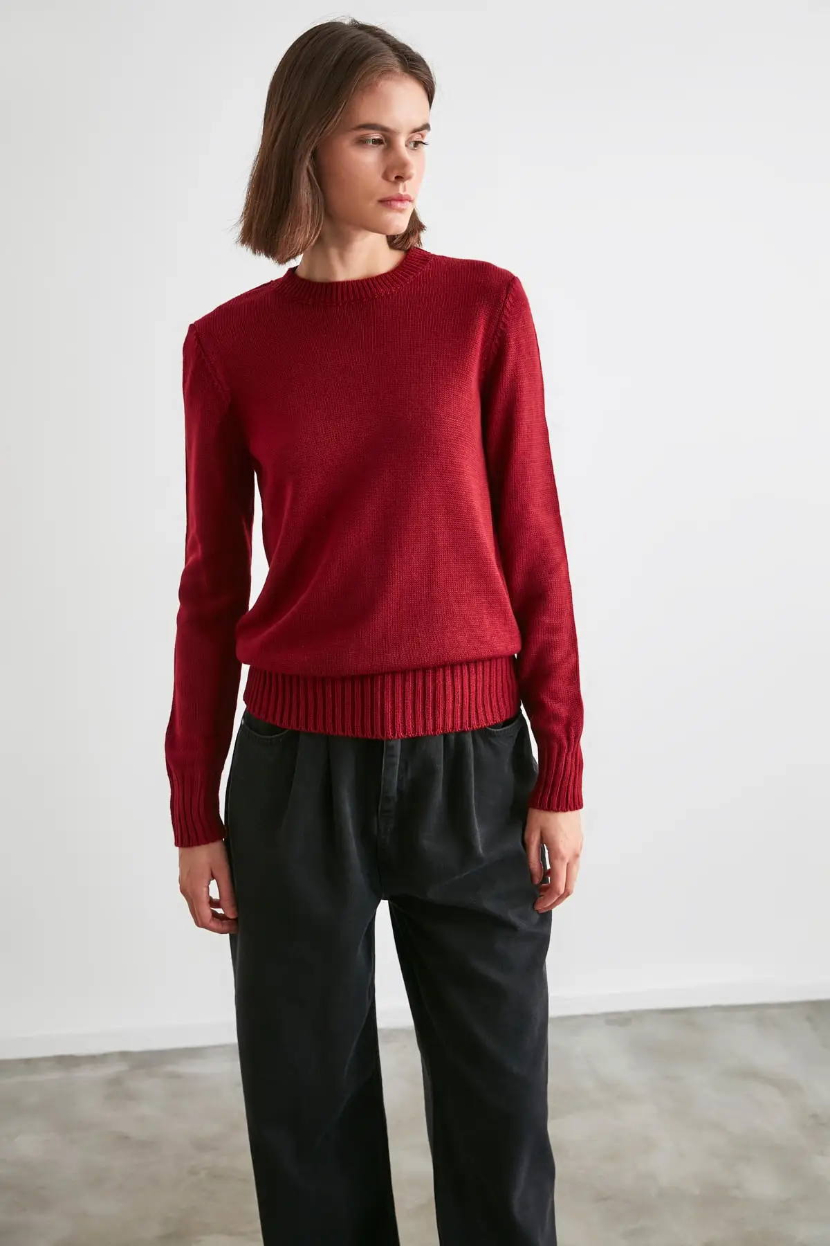 

Trendyol Mesh Detailed Back Low-Cut Knitwear Sweater TWOAW21KZ1924