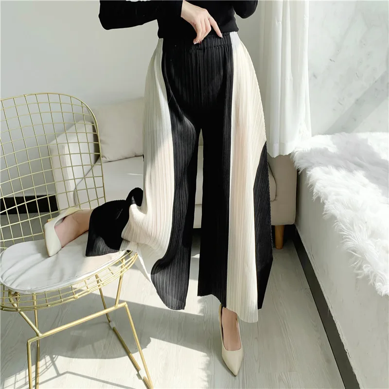 

2022 spring and summer new women's color matching skinny wide-leg pants Miyak fold Fashion loose plus size pleated casual pants