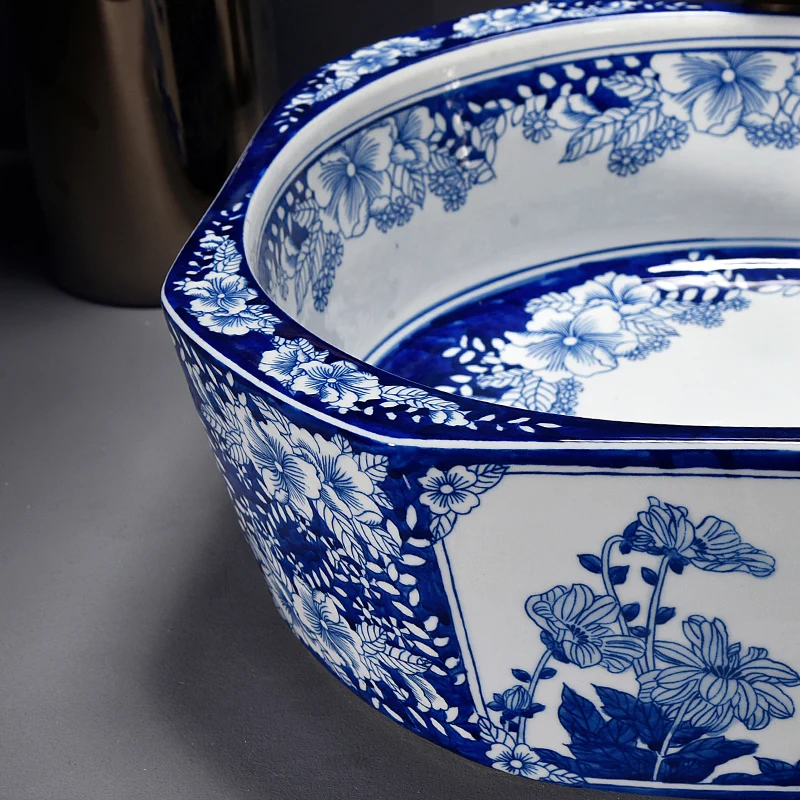 Золотая керамическая раковина для ванной комнаты в европейском стиле |