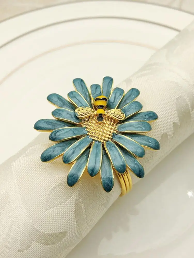 

Flower Napkin Buckle Belt Napkin Ring Metal Decorative Napkin Ring Valentine's Day Wedding Hotel Supplies Table Decoration DIY