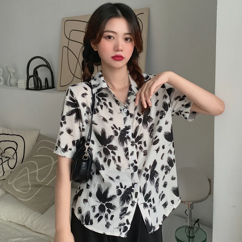 

Chiffon Loose Women's Shirts New Fashion Blouse Polo Collar Flower Print Shirt Summer Casual Short Sleeve Blusas Houthion