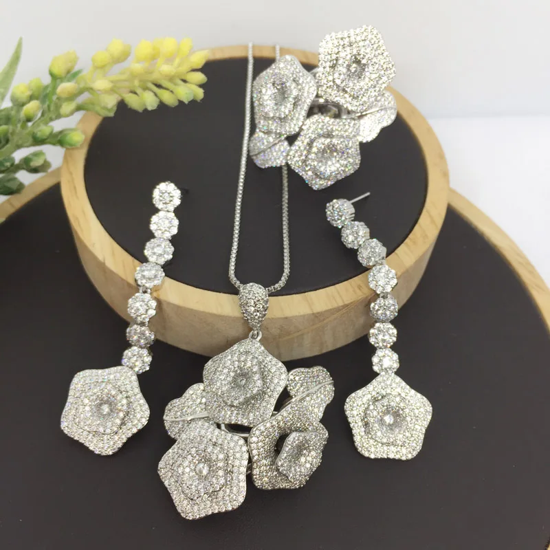 

Vanifi Fashion Jewelry Luxury Gorgeous Calla Lily Micro Inlay Necklace with Earrings and Ring for Wedding Banquet Popular Gifts