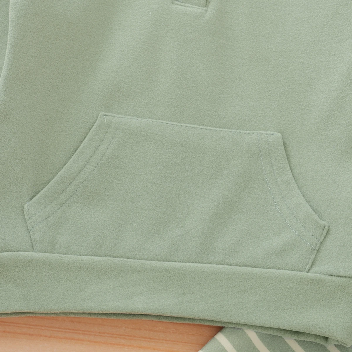 

2020 Fall Toddler Baby Girls Boys Clothing Set Infant Long Sleeve Solid Hooded Sweatshirt + Striped Pants 0-18M Casual Outfits