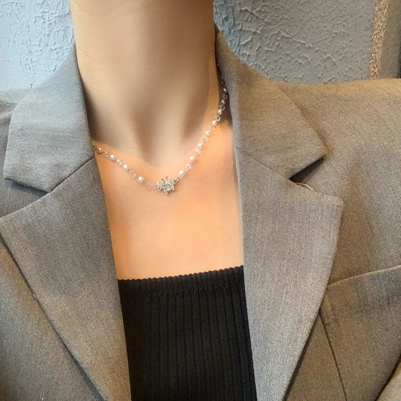 

Mihan Delicate Jewelry Butterfly Pendant Choker Necklace Simulated Pearl Glass Beads Necklace For Women Party Gifts Wholesale