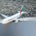 Авиационная модель летательного аппарата Emirates Airlines, модель авиационного самолета 6 дюймов, литый под давлением мини-мотоцикл, коллекционные игрушки-пилоты