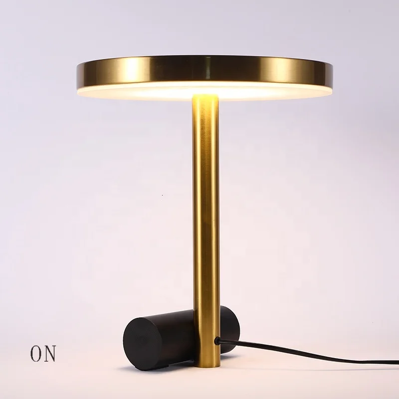 Настольная лампа в современном дизайне для отеля Классическая модная недорогая