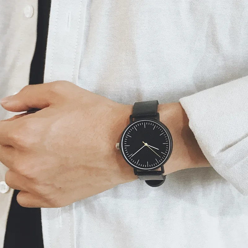 Минималистичные черные модные часы унисекс с желтой стрелкой классические