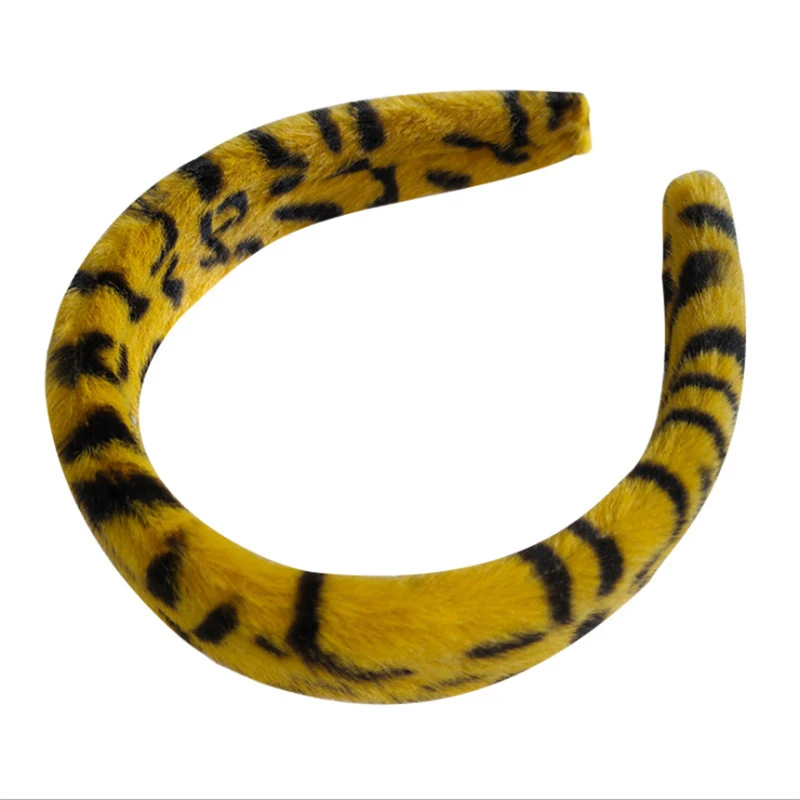 

New retro temperament leopard print headband net red plush headband wide-sided hairpin all-match hair accessories headwear