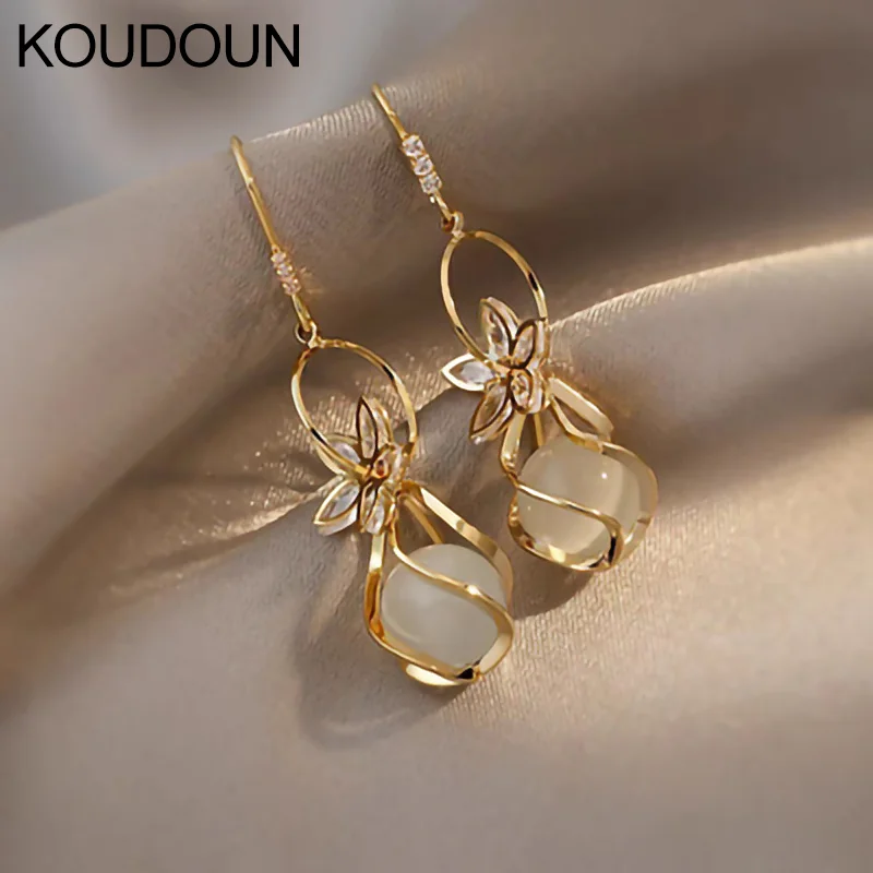 

Super Fairy New Earrings Female Zircon Five Petal Flower Cat's Eye Ear Hook Personality Fashion Wild Stud Earrings