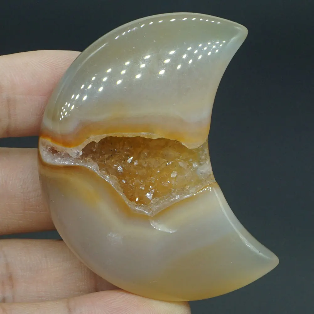 Лунная скульптура натуральный драгоценный камень агат фигурка геода кристалл