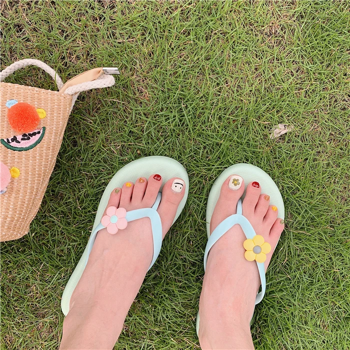 Шлепанцы женские с цветами Симпатичные сандалии для девочек без застежки