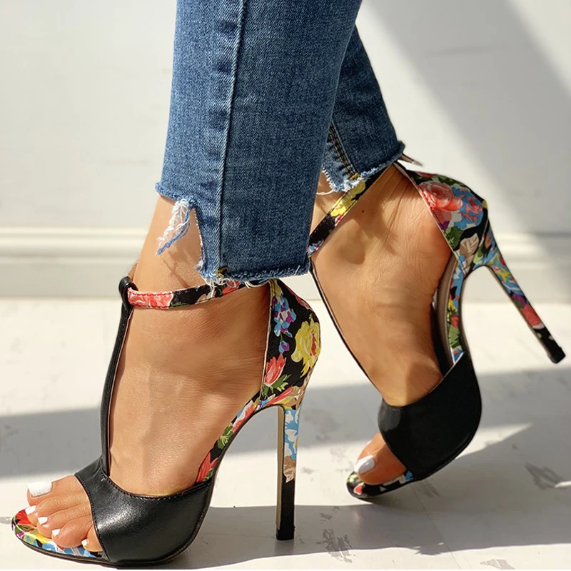 

Hot Sale Lady Stilettos Flower Strap Designer High Heels Sandals With 36-41 Size New Design Women Pumps