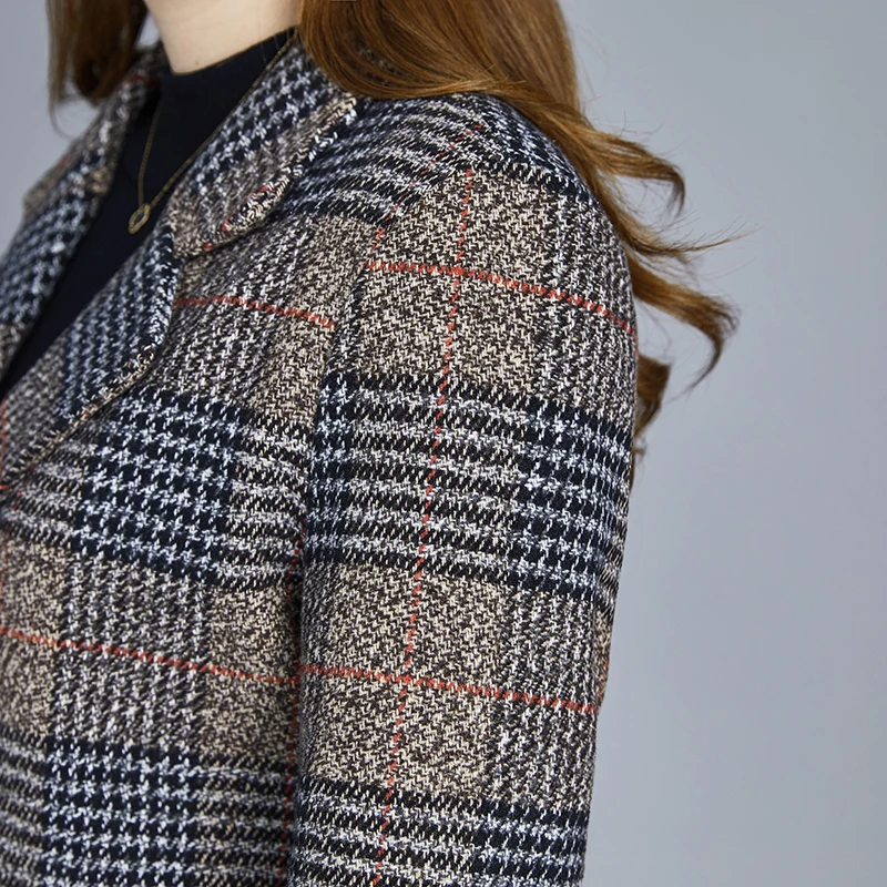 Весенне осеннее классическое клетчатое пальто средней длины для женщин среднего