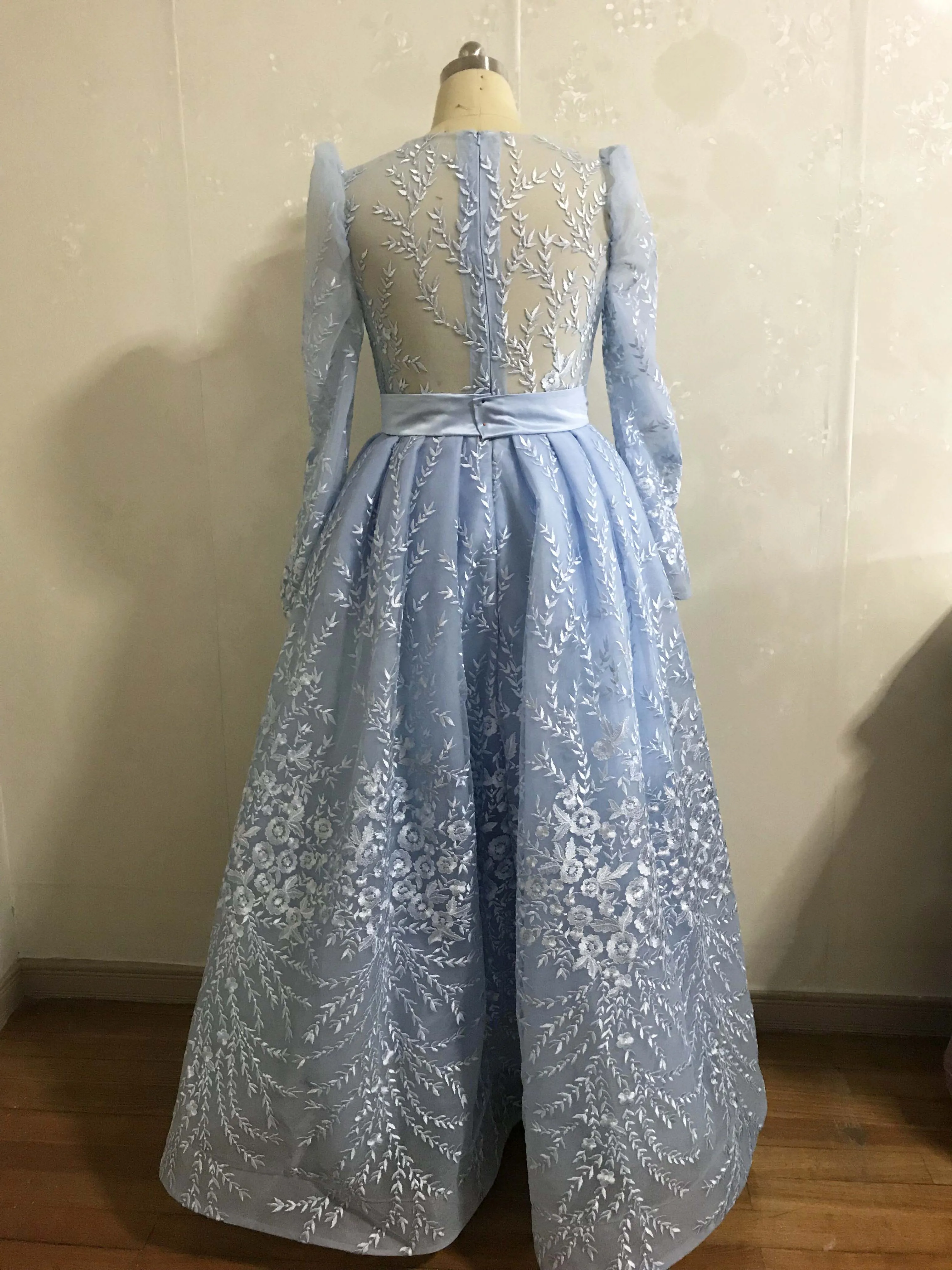 Простые но Элегантные короткие кружевные платья до щиколотки с вырезом лодочкой