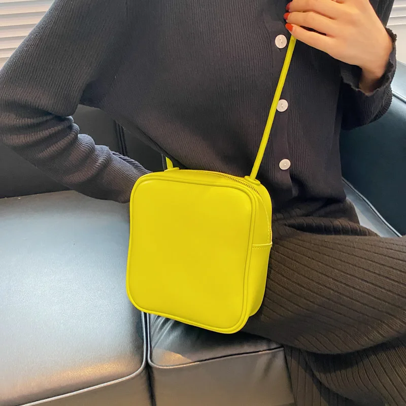

Western style Crossbody Bags For Women High Quality Large Capacity Shoulder Bags Fashion All-match Large Capacity Handbags